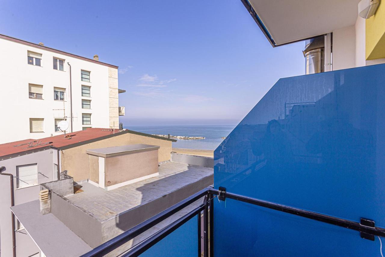 Hotel Continental Bellaria-Igea Marina Exterior foto